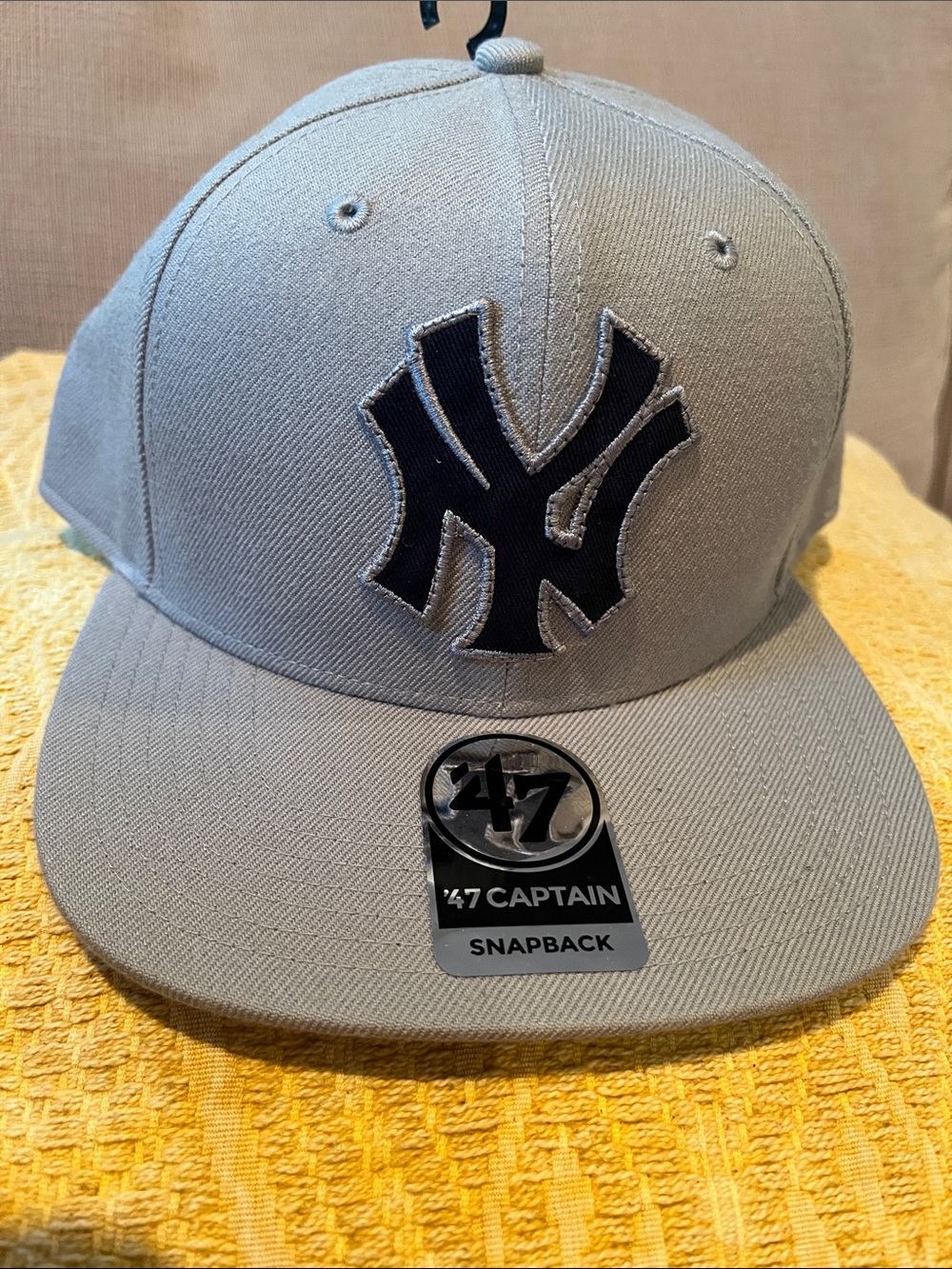 '47 Captain New York Yankees Snapback Hat - Light Gray/Navy
